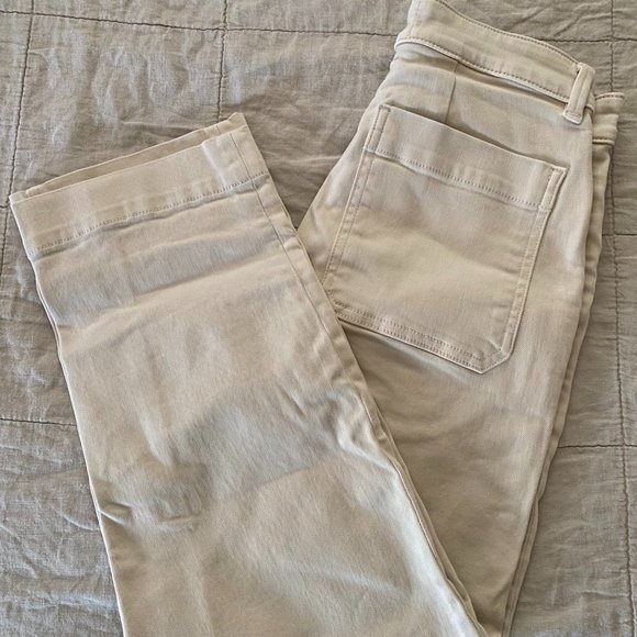 Everlane Straight-Leg Crop Pant in Sandstone - Picture 3 of 6